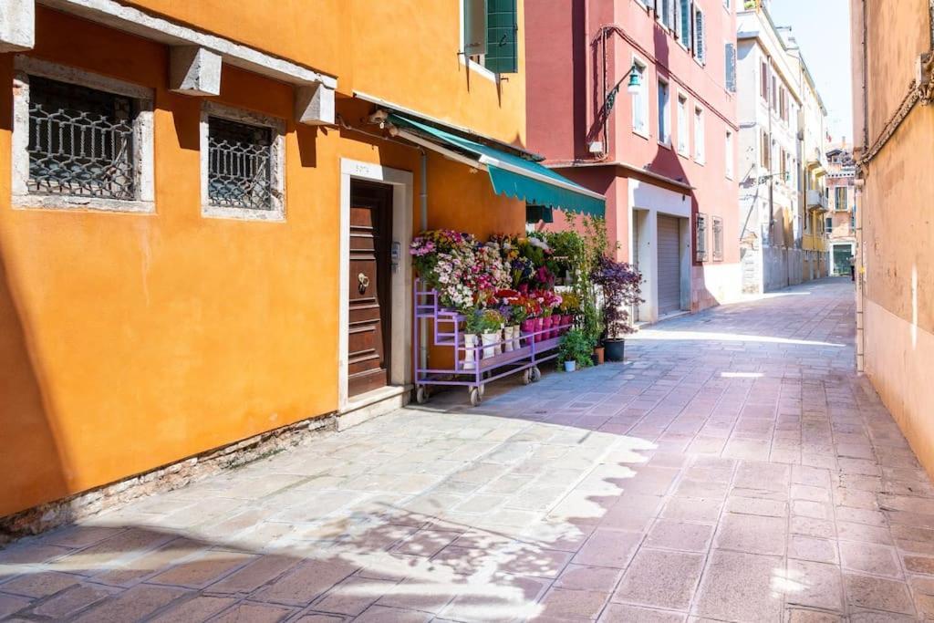Classy & Quiet Venice - Beautiful Apartment In Cannaregio Exterior foto